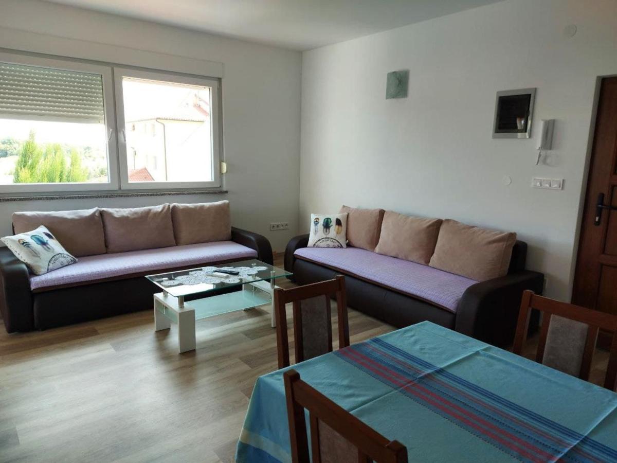 Bluegum Apartments Ližnjan Extérieur photo