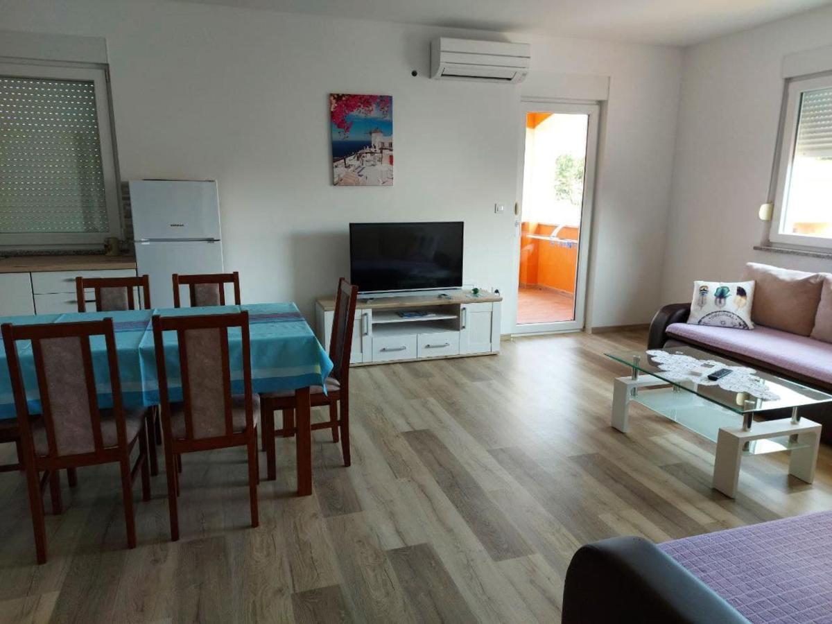 Bluegum Apartments Ližnjan Extérieur photo