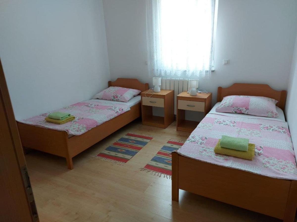 Bluegum Apartments Ližnjan Extérieur photo