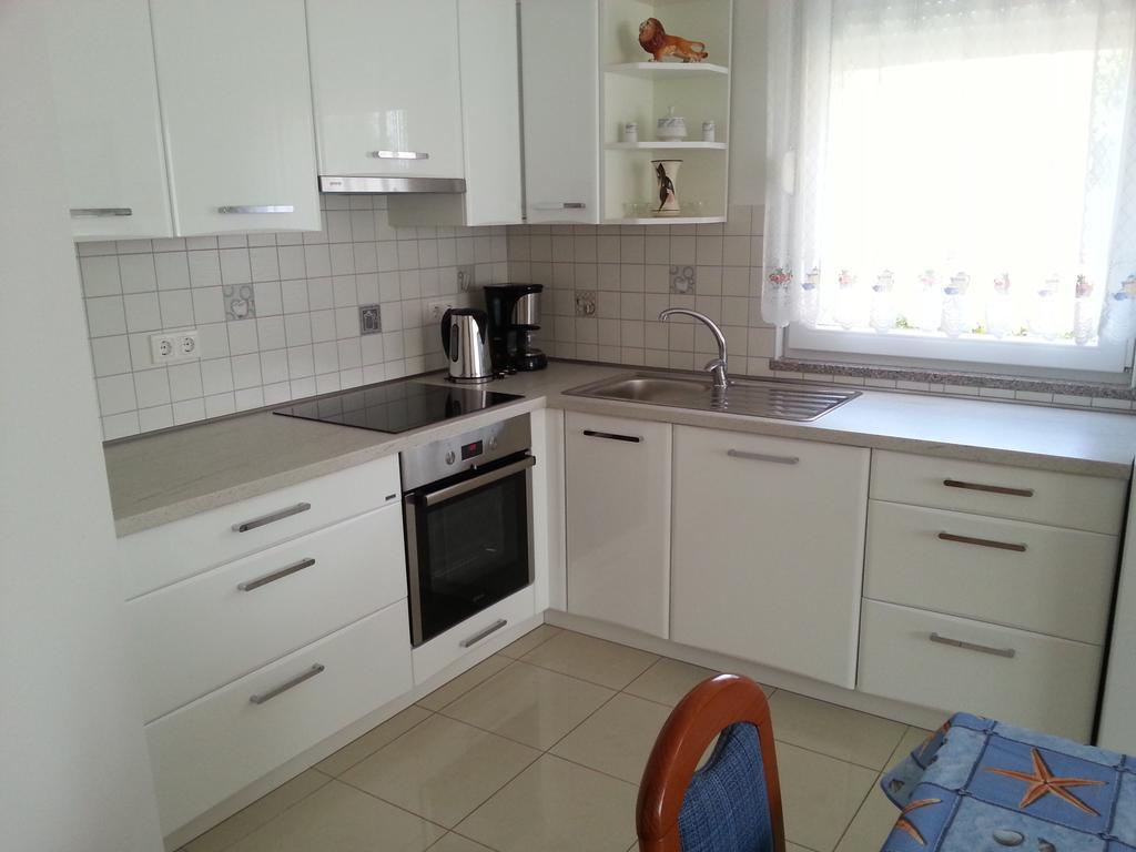 Bluegum Apartments Ližnjan Chambre photo