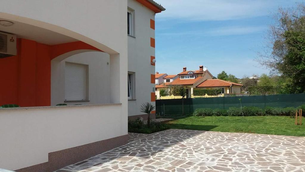 Bluegum Apartments Ližnjan Extérieur photo